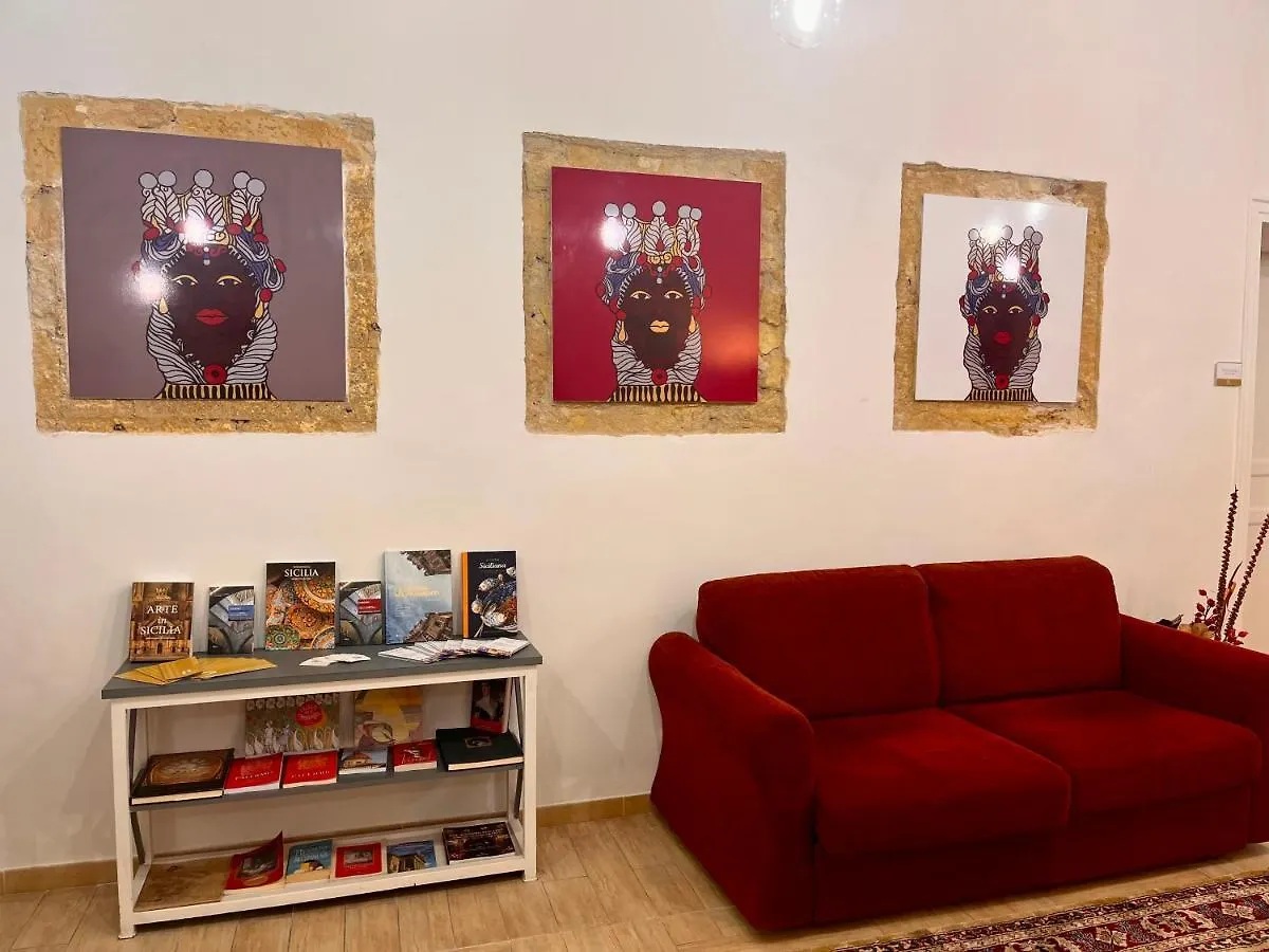 Palazzo Delle Logge Bed & Breakfast Palermo Italy
